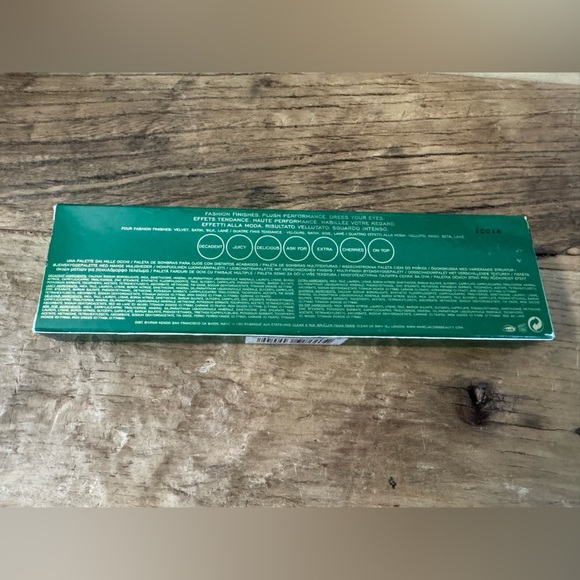 LIMITED EDITION Marc Jacobs Cherrific Eye-Conic Eye Palette 🍒 NEW IN BOX! - Picture 9 of 11